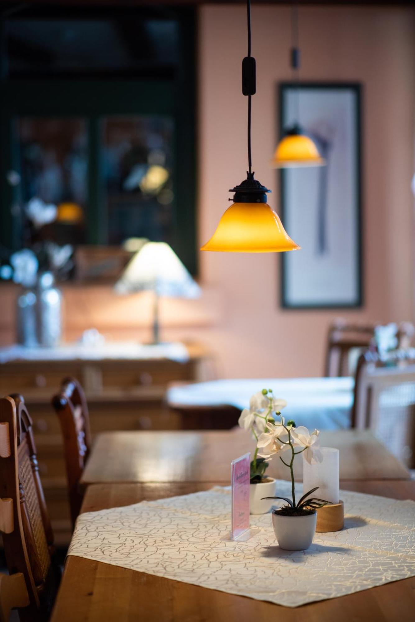 Mahlzeit - Hotel Brauhaus Weyhausen - Keramikstudio Exterior photo
